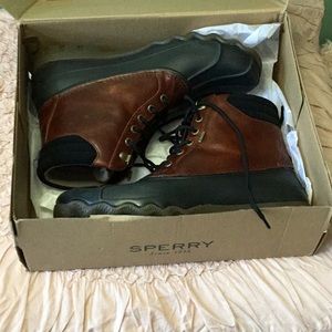 Sperry winter boots